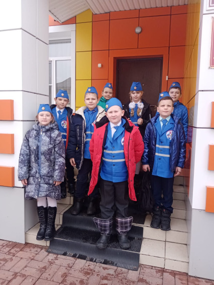 Праздник "Красный, желтый, зеленый".