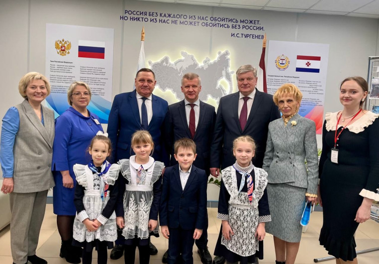 У нас гости.